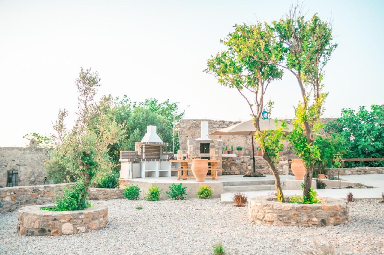 Villa Historica Asfendiou Esterno foto